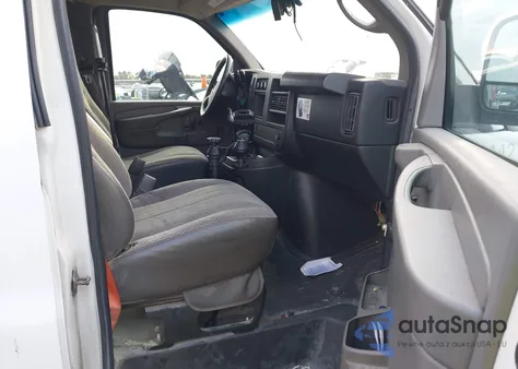 2012 GMC Savana 2500 Work Van z USA, uszkodzony, nr VIN 1GTW7FCA4C1189831